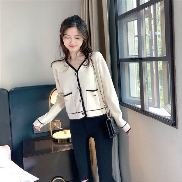 Rövid alkalmi mellény kék, fehér és fekete színekben