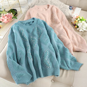 Női pulóver ovális nyakkivágással és gyöngyökkel több színben