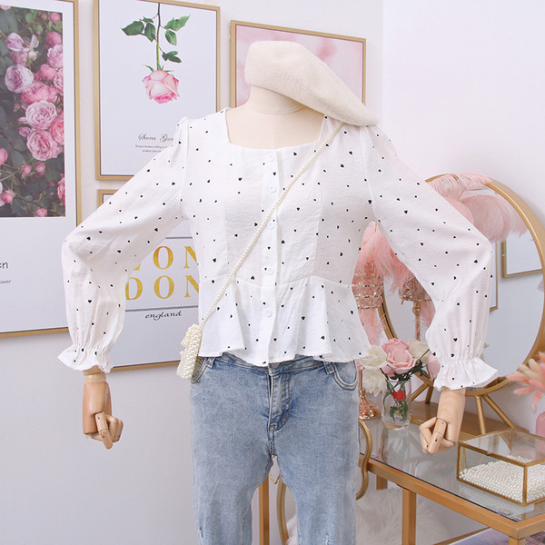 Μοντέρνο γυναικείο πουκάμισο με τετράγωνη λαιμόκομμα σε διάφορα χρώματα