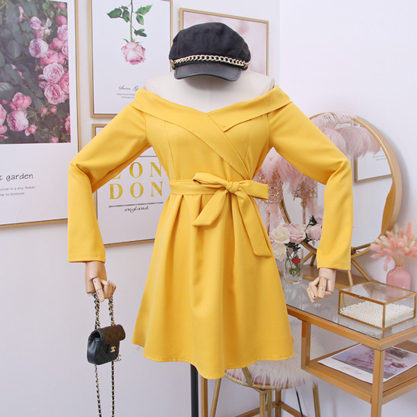 Modern női ruha spitz nyakkivágással - kék, fekete, sárga, zöld és bordó