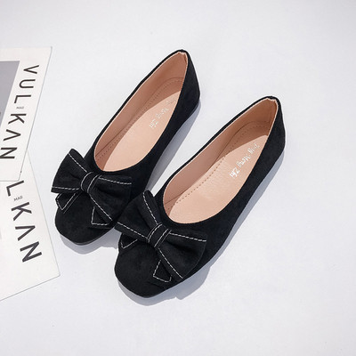 Γυναικεία καθημερινά παπούτσια με κορδέλα σε μαύρο και μπεζ χρώμα