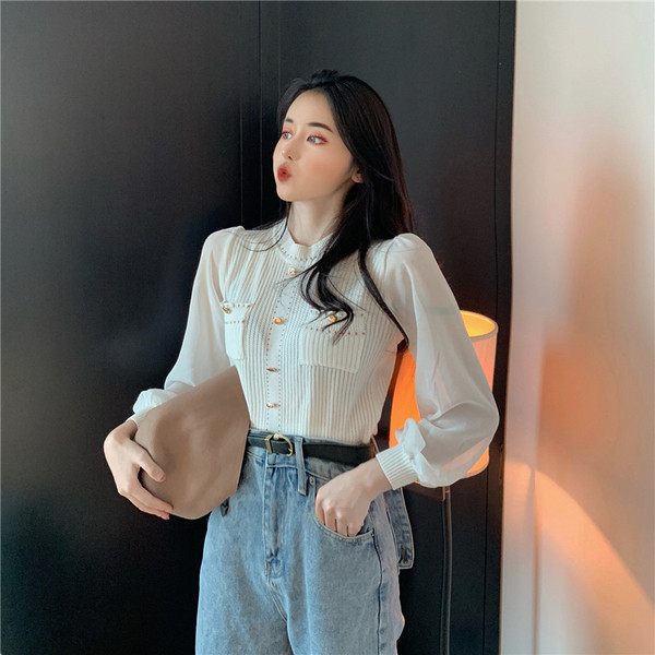 Γυναικεία κομψή μπλούζα με κουμπιά και μανίκια τούλι