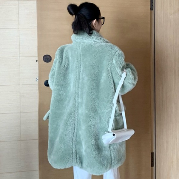 Modern női hosszú kabát gombokkal és zsebbel fehér, rózsaszín és zöld színben