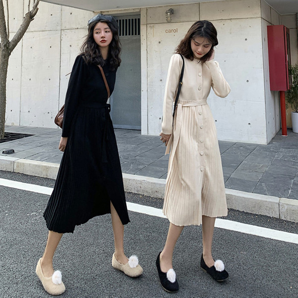 Hosszú kötött rakott ruha bézs és fekete színben