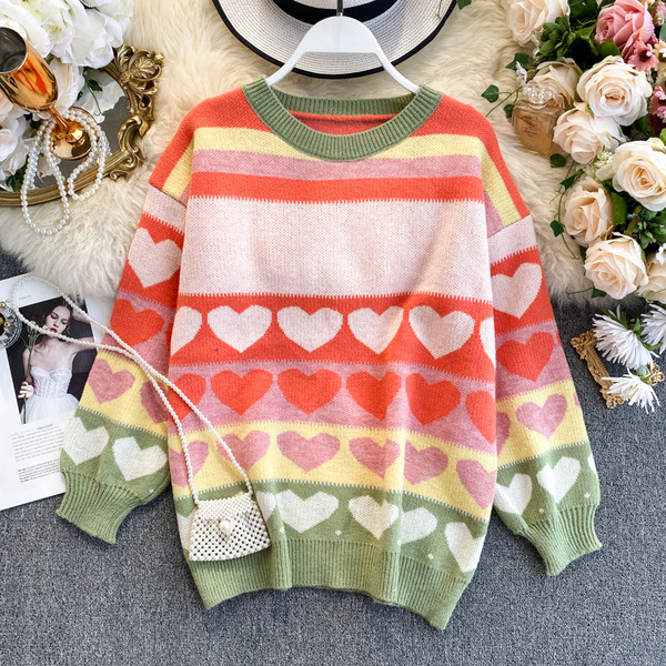 Μοντέρνο γυναικείο πουλόβερ με στρογγυλη λαιμόκοψη σε δύο χρώματα