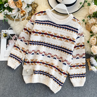 Alkalmi női pulóver ovális nyakkivágással, két színben