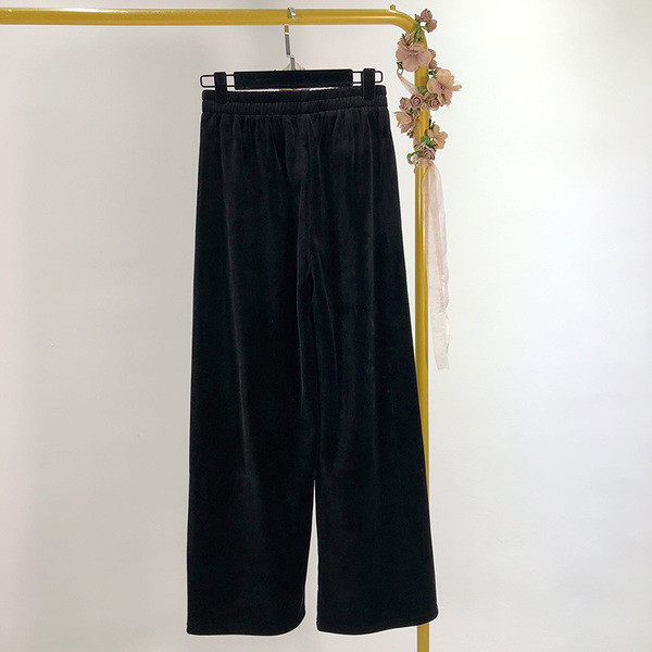 Hosszú és széles bársony nadrág elasztikus derékkal