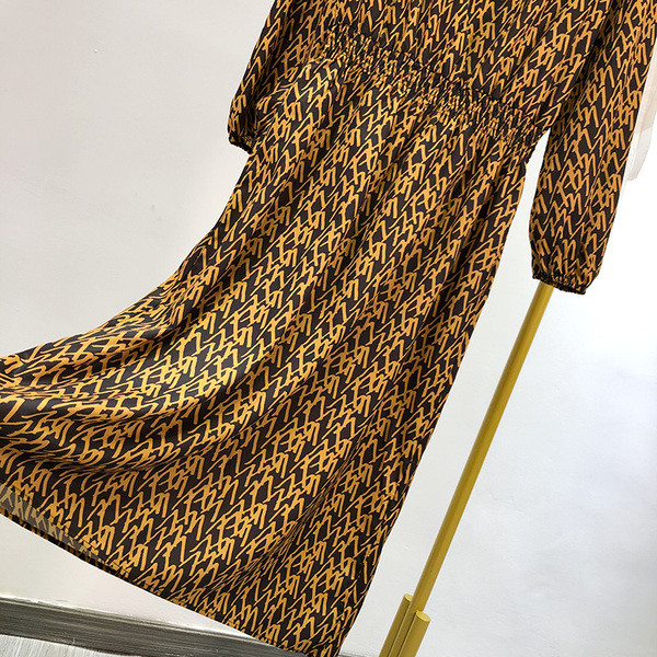 Rochie lunga dreapta cu model colorat si talie elastica