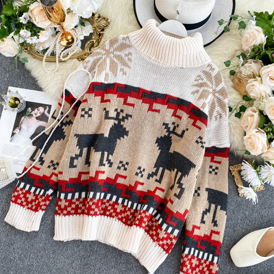 Pulover casual de dama cu aplicatie si guler inalt in rosu, alb si verde