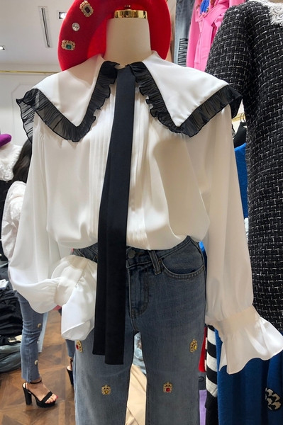 Modern női ing széles ujjú fehér és rózsaszín színben