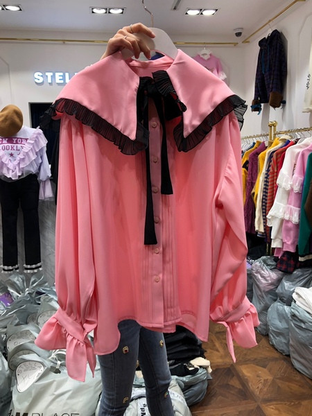 Modern női ing széles ujjú fehér és rózsaszín színben