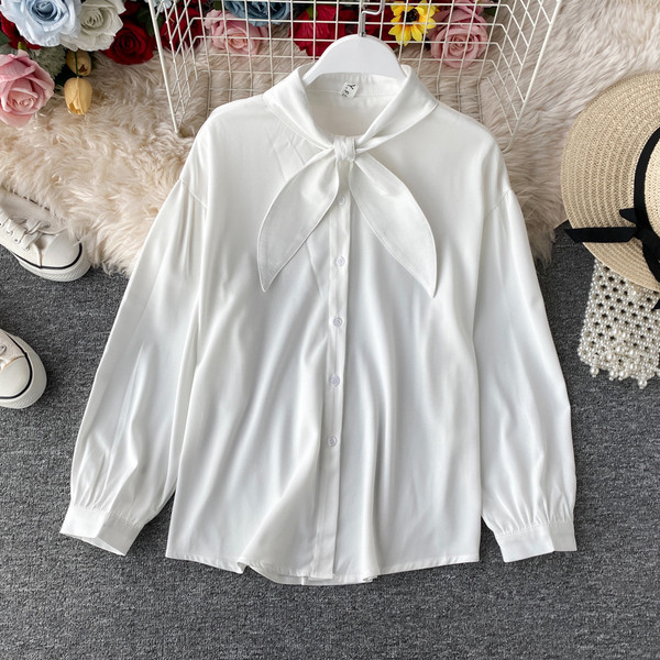 Modern női ing gombokkal és nyakkendőkkel, négy színben