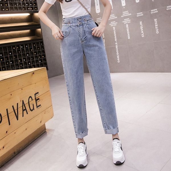 Alkalmi női farmer magas derékkal és kék zsebekkel