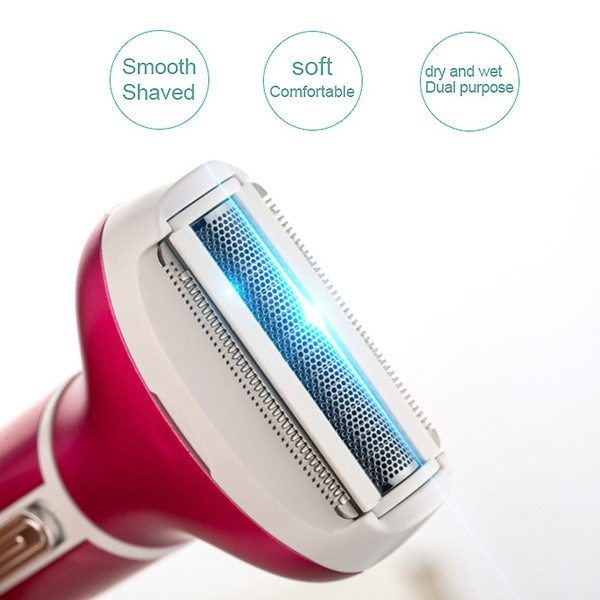 Elektromos borotva négy tartozékkal az arc és a test különböző területeire