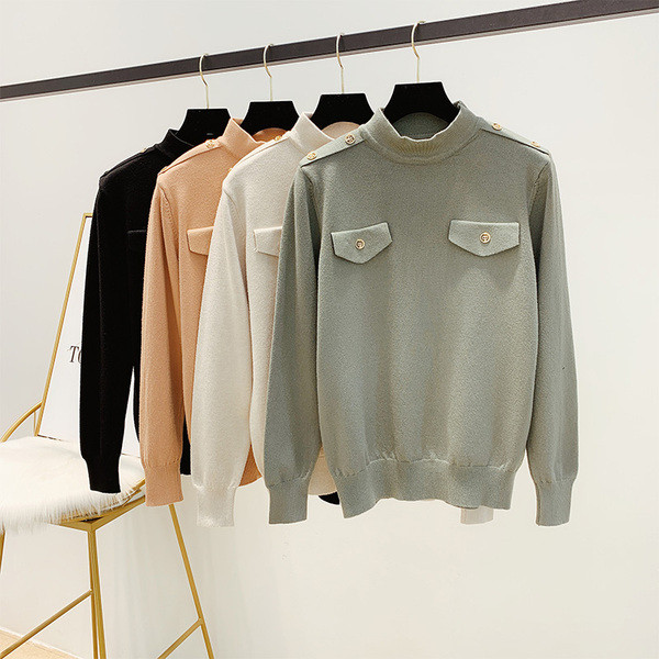 Pulover de dama cu decor metalic si guler polo in patru culori