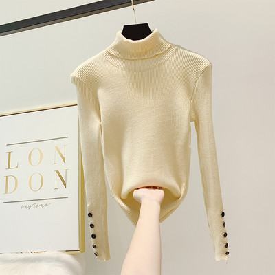 Μοντέρνο γυναικείο πουλόβερ με υψηλό κολάρο πόλο και κουμπιά στα μανίκια