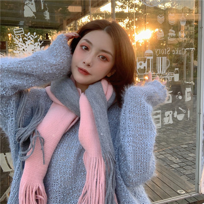 Női téli sál rojtokkal több színben