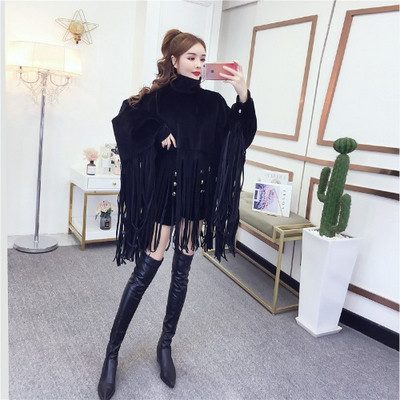 Öko velúrból készült modern női poncsó rojtokkal