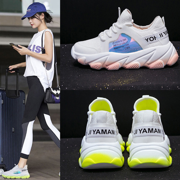 Γυναικεία αθλητικά παπούτσια με χρωματιστά πέλματα