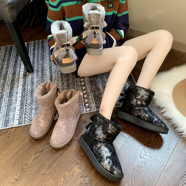 Női téli csizma lapos talppal és puha béléssel - többféle színben