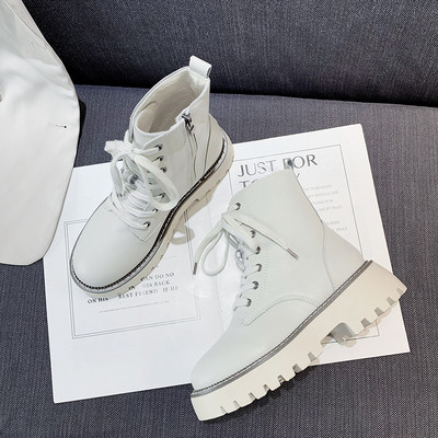 Γυναικείες έκο δερμάτινες μπότες με ψηλή πλατφόρμα σε μαύρο και άσπρο χρώμα