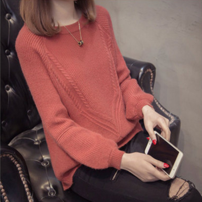 Μοντέρνο γυναικείο πουλόβερ με ωοειδές λαιμόκοψη σε διάφορα χρώματα