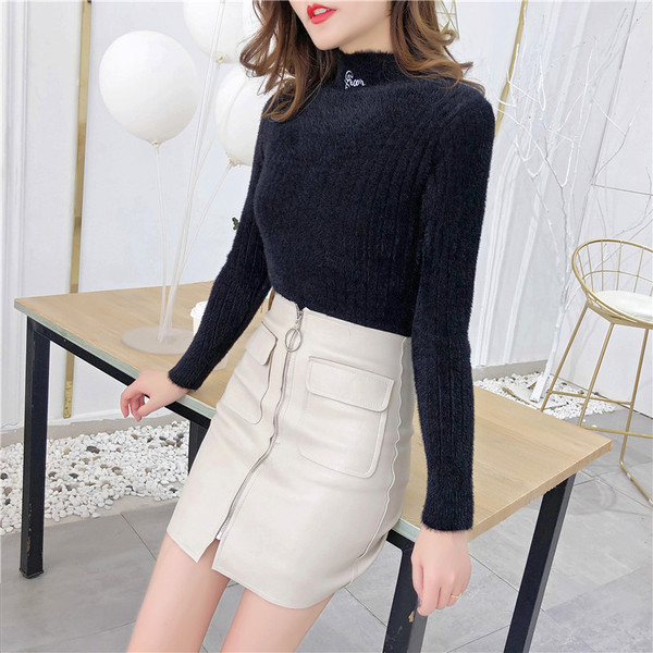 Μοντέρνο γυναικείο πουλόβερ με κολάρο με πόλο σε διάφορα χρώματα