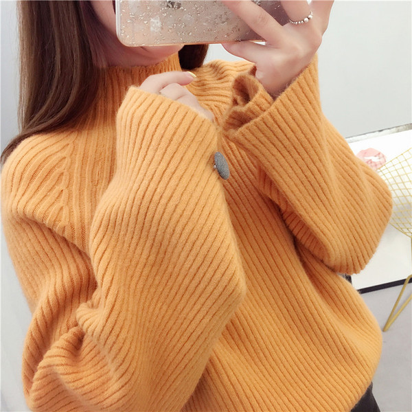 Modern női pulóver pólógallérral, négy színben