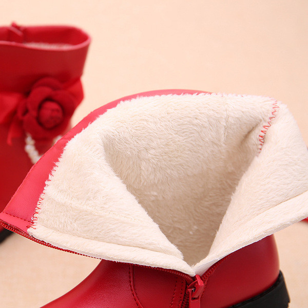 Κομψές παιδικές μπότες με πέρλες και στοιχείο 3D για κορίτσια σε ροζ, μαύρο και κόκκινο χρώμα