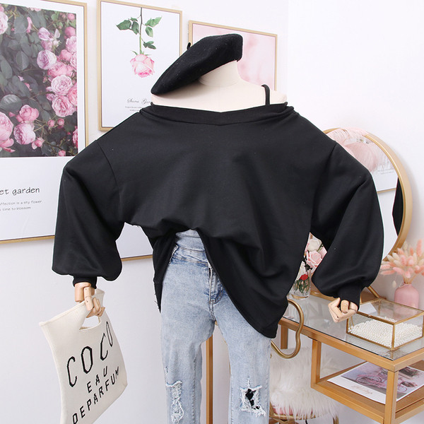 Γυναικεία μπλούζα με στρογγυλη λαιμόκοψη σε ροζ, μαύρο, κόκκινο και λευκό χρώμα - φαρδύ μοντέλο