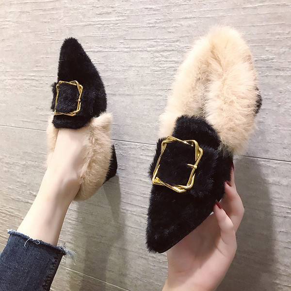 Γυναικεία αφράτα παπούτσια σε μαύρο και μπεζ χρώμα