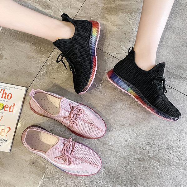 Περιστασιακά γυναικεία παπούτσια για τρέξιμο με ισόποση σόλα