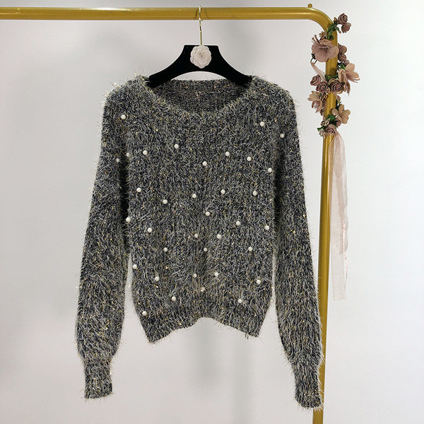 Γυναικείο πουλόβερ με χάντρες σε μπεζ και γκρι χρώμα