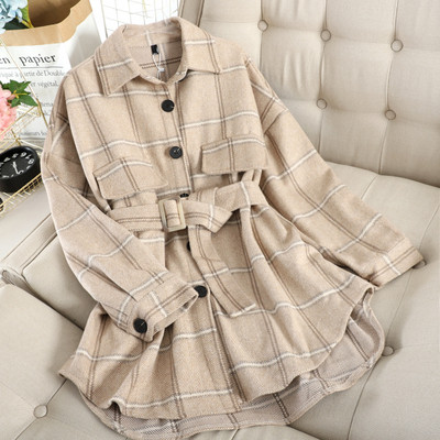 Hosszú női kockás ing bézs és szürke övvel