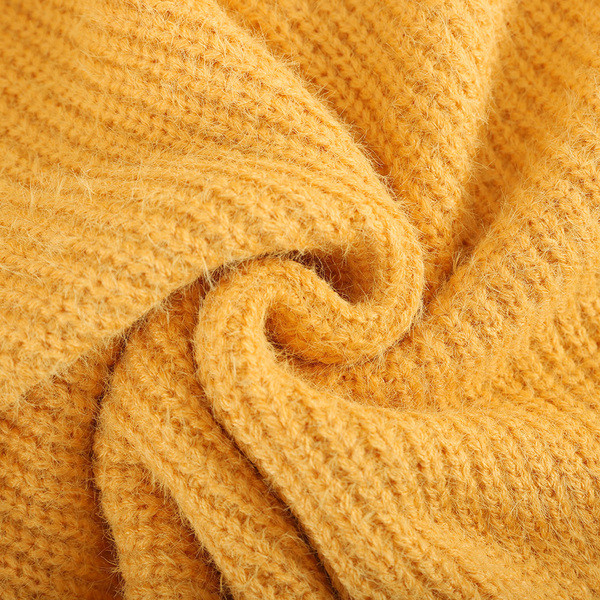 Γυναικείο πουλόβερ με ωοειδές λαιμόκοψη σε διάφορα χρώματα