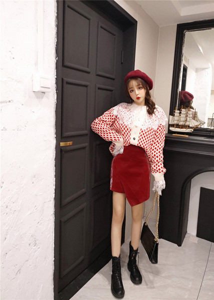 Cardigan dama cu nasturi colorati - model larg