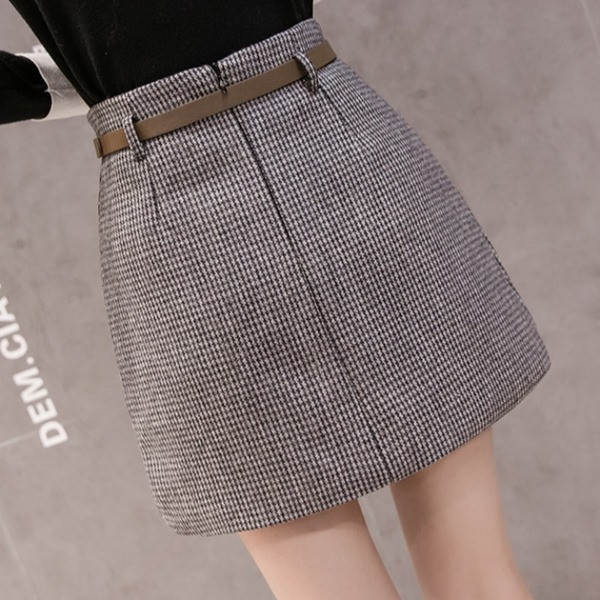 Fusta de dama moderna cu centura si buzunare in maro si gri