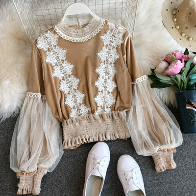 Modern női blúz csipkével és tüllel fekete és barna színben