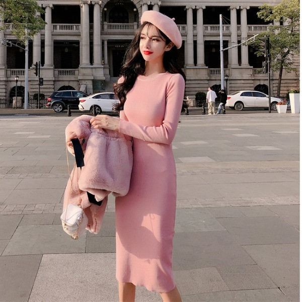 Rövid női pehelymellény műbőr övvel