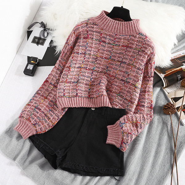 Modern női pulóver pólógallérral, rózsaszín és barna mintával