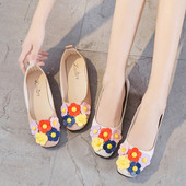 Alkalmi női bőrcipő lapos talppal