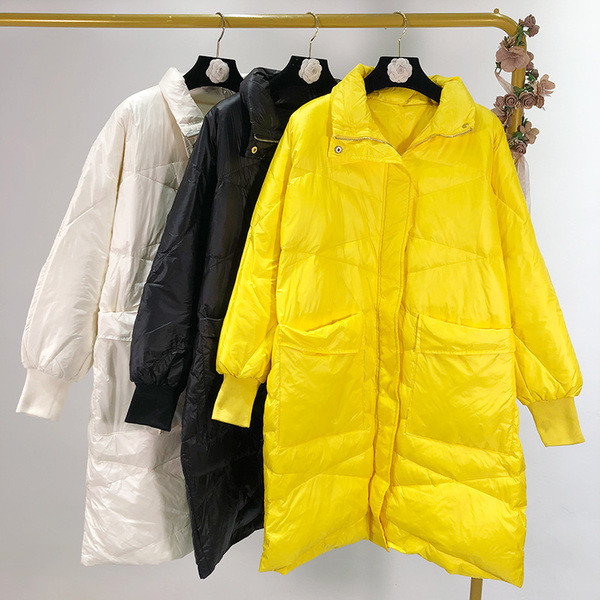 Μακρύ χειμωνιάτικο μπουφάν σε κίτρινο, λευκό και μαύρο χρώμα