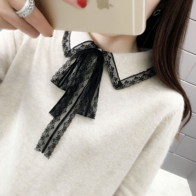 Női pehely pulóver csipkével és gallérral több színben