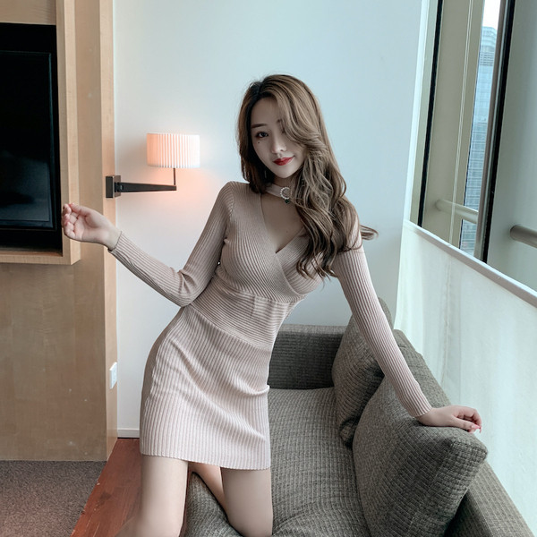 Fényes hatású vékony kötésből készült női testhezálló ruha