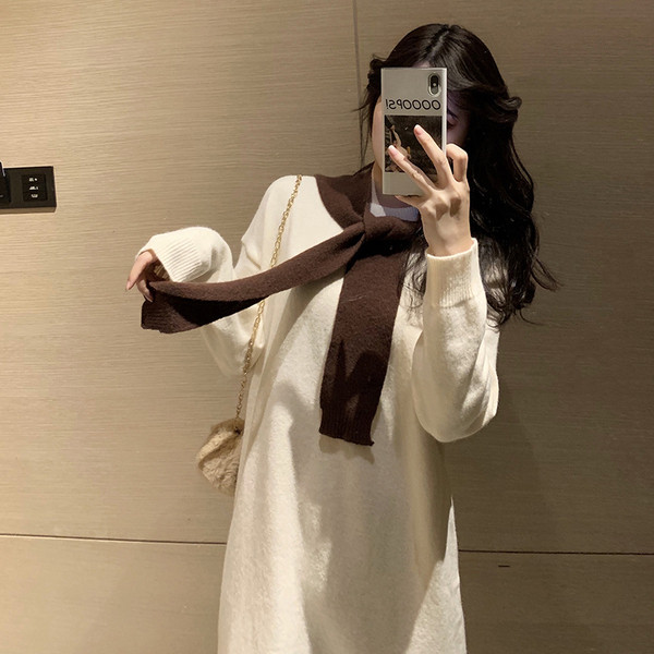 Hosszú, széles kötött ruha három színben