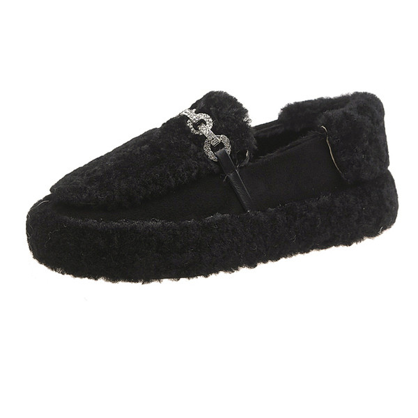 Lapos talpú női pehelycipő fekete-fehér színben