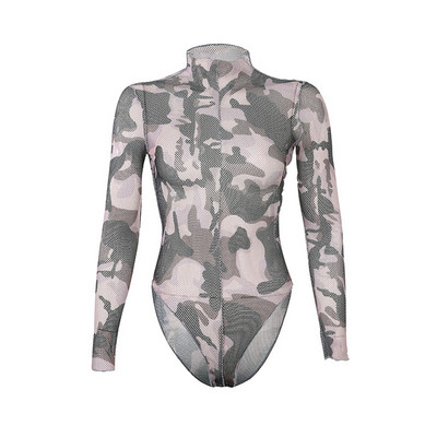 Μοντέρνο γυναικείο κορμάκι με καμουφλάζ τύπωμα