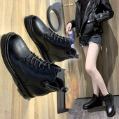 Bőr női csizma, eko bőrből készült lapos talppal