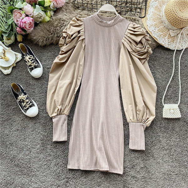 Modern női ruha magas gallérral és széles ujjú négy színben