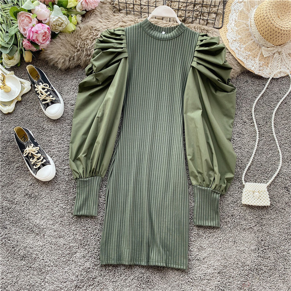 Modern női ruha magas gallérral és széles ujjú négy színben